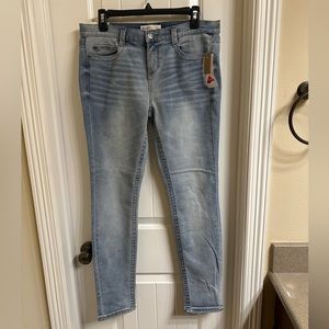 Mudd Skinny Jeans